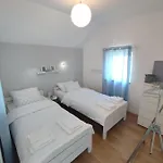Apartament Podine,