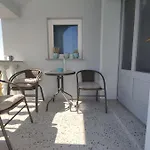 Podine, Apartament *