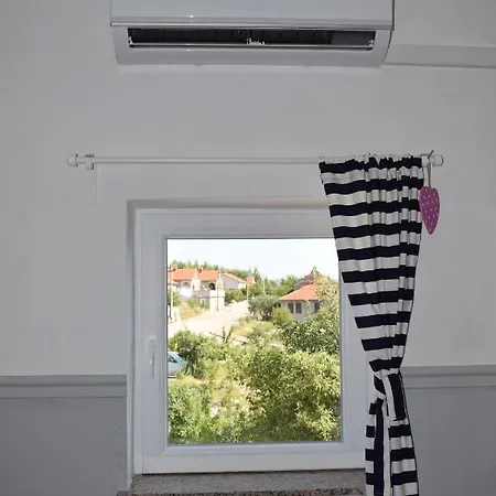 Apartment Apartman Podine, Krusevo (Zadar)