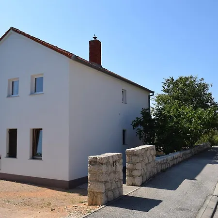 Apartment Apartman Podine, *
